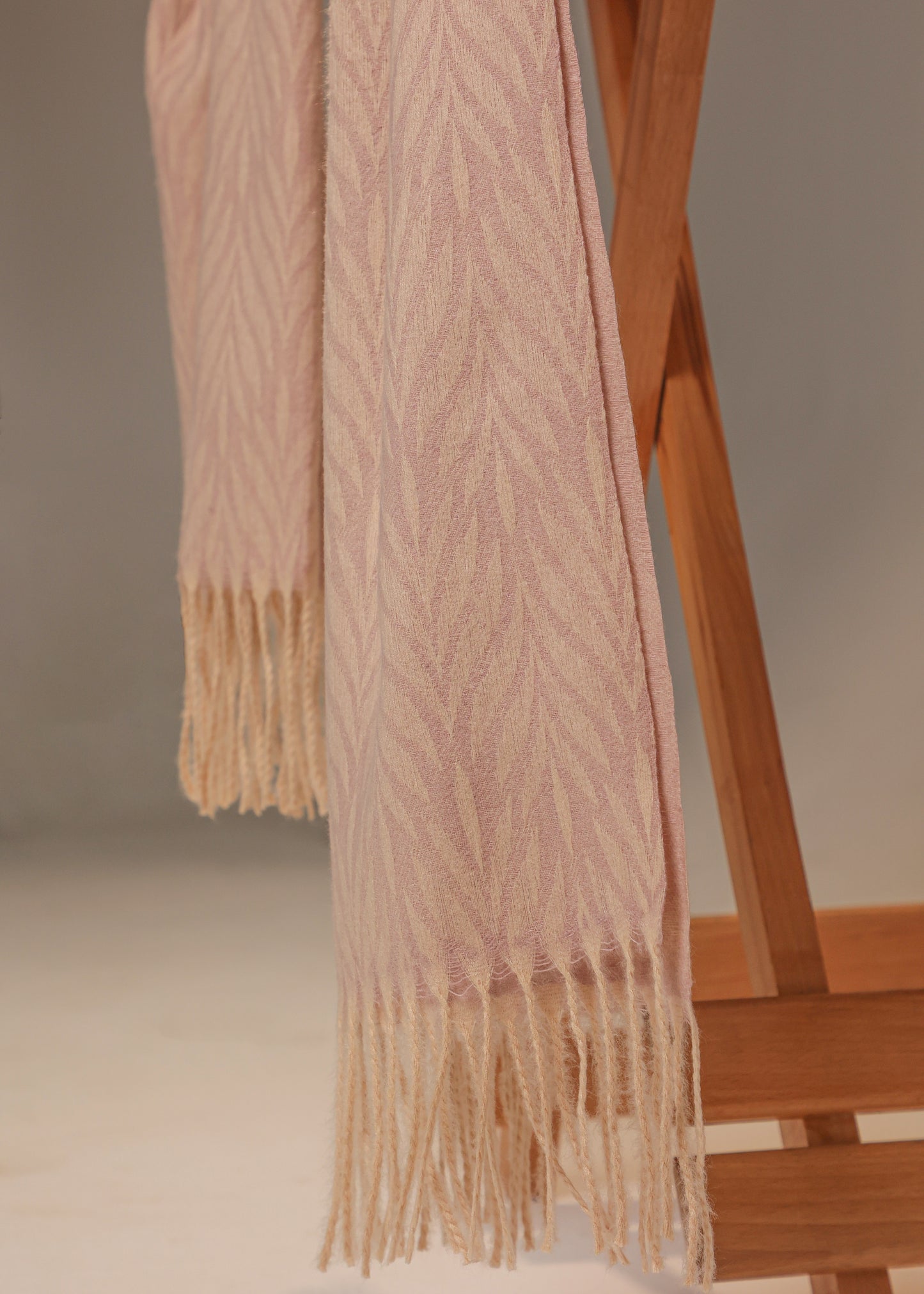 Chevron Wool Scarf -Powder Pink