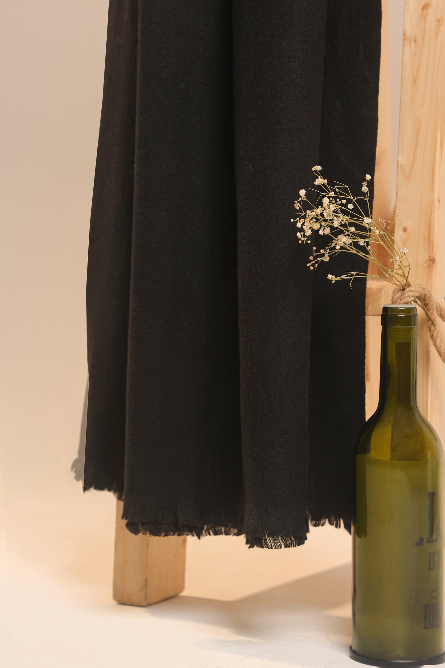 Cashmere Woolen Scarf- Black